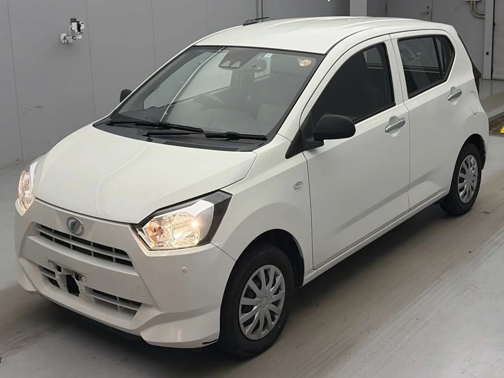 Daihatsu Mira e:S LA350S 2021